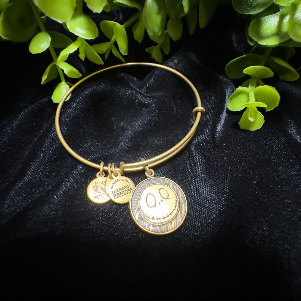 Alex and Ani Jack Skellington Bangle Bracelet Disney The Nightmare Before Christ